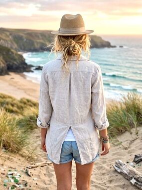 Safari LINEN Saks Fifth Avenue SHIRT/Cover up open back resort vacay beach vibe